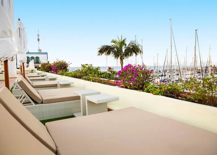 Livvo * Puerto De Mogan